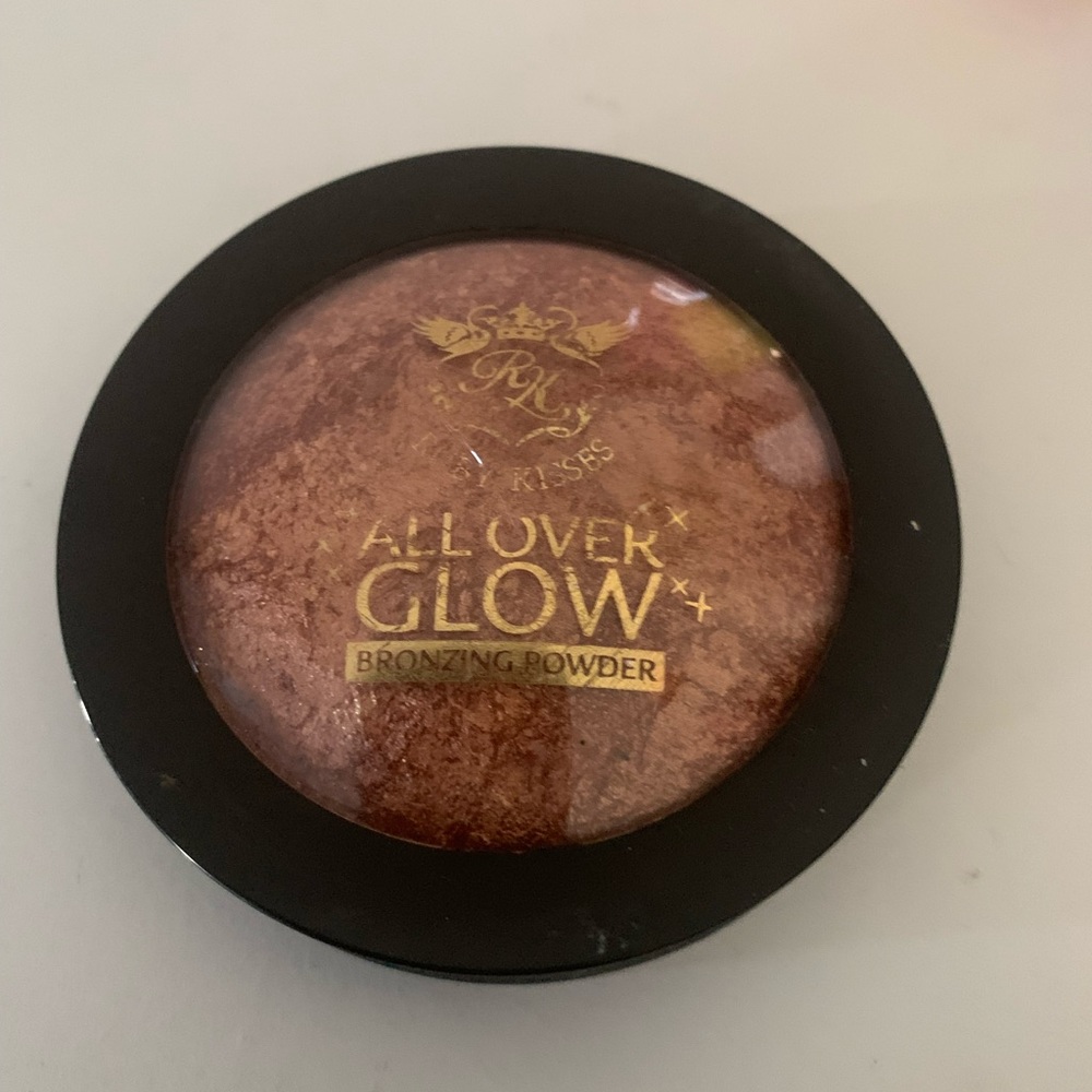 Bronzer